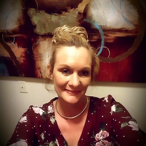 Meet your Posher, Denise